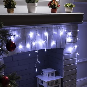 Гирлянда «Бахрома» 3 × 0.5 м, IP20, прозрачная нить, 80 LED, свечение белое, 8 режимов, 220 В, УЦЕНКА
Гирлянда «Бахрома» 3 × 0.5 м, IP20, прозрачная нить, 80 LED, свечение белое, 8 режимов, 220 В, УЦЕНКА