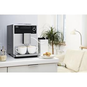 Кофемашина Melitta Caffeo E 970-101 CI, автоматическая, 1450 Вт, 1.8 л, серебристая
Кофемашина Melitta Caffeo E 970-101 CI, автоматическая, 1450 Вт, 1.8 л, серебристая