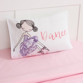 Постельное бельё "Этель" 1.5 сп Cute dancer 143*215 см, 150*214 см, 50*70 см -1 шт,100% хл, бязь
Постельное бельё "Этель" 1.5 сп Cute dancer 143*215 см, 150*214 см, 50*70 см -1 шт,100% хл, бязь