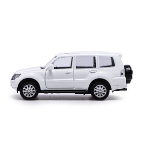 Машина металлическая MITSUBISHI PAJERO 4WD, 1:43, инерция, открываются двери, МИКС, в пакете
Машина металлическая MITSUBISHI PAJERO 4WD, 1:43, инерция, открываются двери, МИКС, в пакете