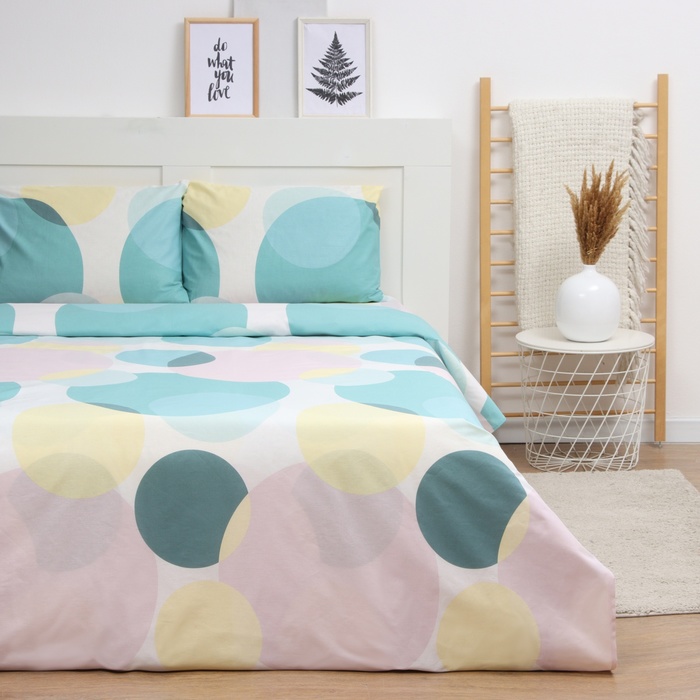 Постельное бельё LoveLife 1,5 сп "Бабл Гам" 153х215см, 145х220см, 50х70см-2шт, хлопок, бязь, 125г/м2
Постельное бельё LoveLife 1,5 сп "Бабл Гам" 153х215см, 145х220см, 50х70см-2шт, хлопок, бязь, 125г/м2
