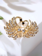 Брошь «Лебединая пара», белая в золоте - Фото 6