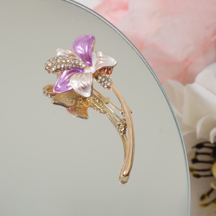 Брошь «Цветок» лилия, сиренево-белая в золоте - Фото 1