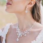Набор 2 предмета: серьги, колье, цветок, белый в серебре, 45 см - Фото 5