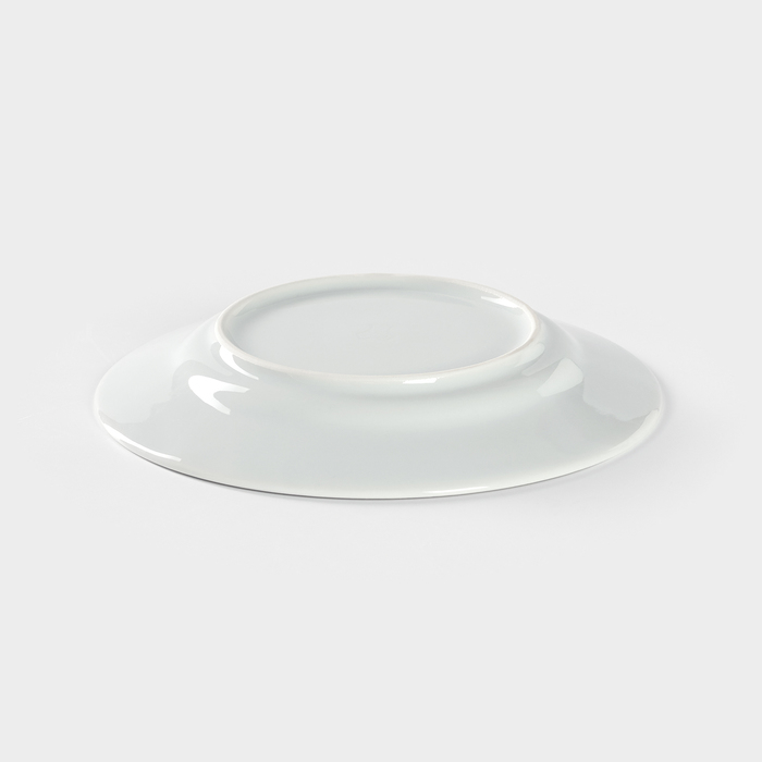 Тарелка фарфоровая «Ромашка», d=20 см, белая - фото 1893588979