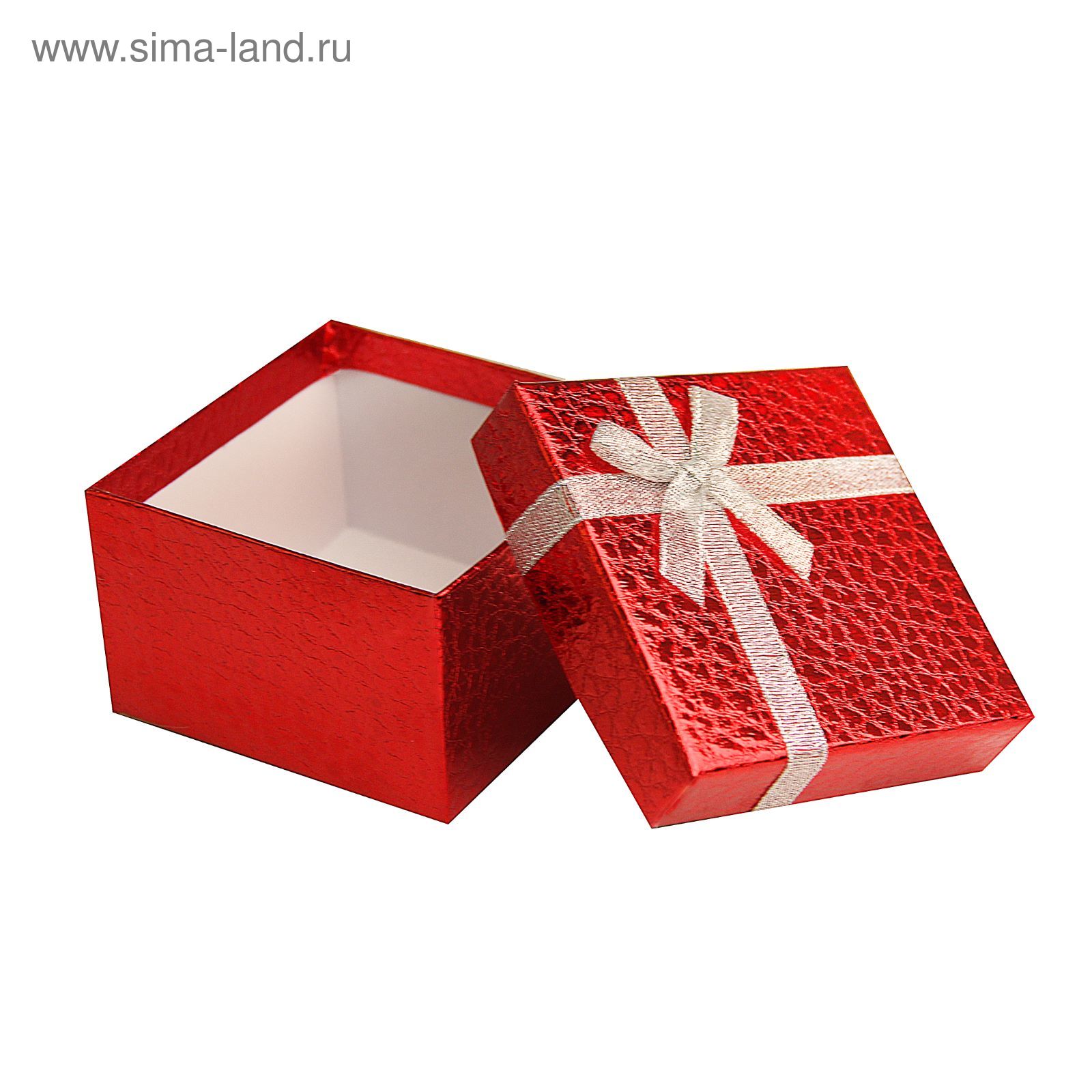 Подарок в маленькой коробочке. Коробка для подарка. Маленькие подарочки. Подарок которые открываются. Открытая подарочная коробка.