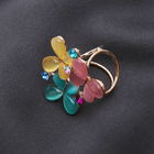 Кольцо для платка "Бабочки веселые", цветной в золоте - Фото 2