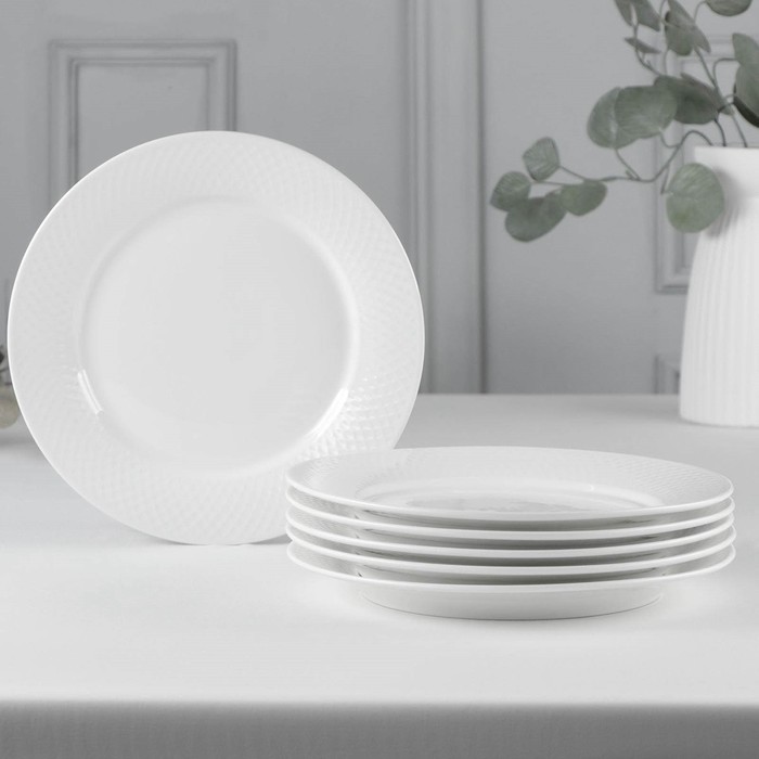 Набор тарелок обеденных фарфоровых Wilmax «Юлия Высоцкая», 6 предметов: d=25,5 см, цвет белый - Фото 1