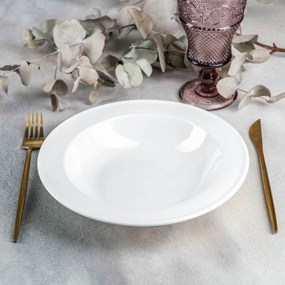 Тарелка фарфоровая глубокая Wilmax, 585 мл, d=23 см, цвет белый