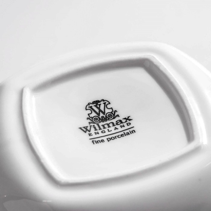 Чайник фарфоровый заварочный Wilmax Ilona, 1,05 л, цвет белый - фото 1905361781