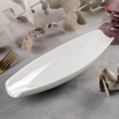 Блюдо для подачи Wilmax, 25.5×7.5 см, фарфор, цвет белый