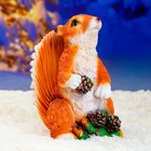 Садовая фигура "Белка стоящая с шишками" 25х20х14см - Фото 5