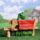 Садовая фигура из полистоуна «Лягушка сидит на лавочке», 27×38 см - фото 64513475