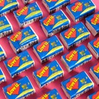 Жевательная резинка Love is «Банан и клубника», 4.2 г - Фото 2