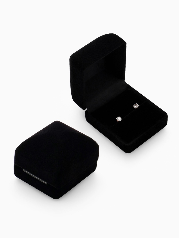 Футляр под серьги, кольцо «Традиции», бархатный, 4.5×5 см, чёрный - Фото 1