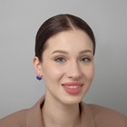 Серьги со стразами "Эдель" квадрат классика, цвет ярко-синий в золоте - фото 25561119