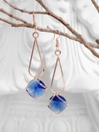 Серьги висячие со стразами «Капля с ромбом», цвет синий в розовом золоте - Фото 2