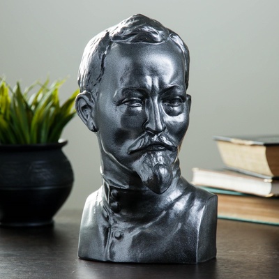 Бюст «Дзержинский», гипс под металлик, 12×24×12 см