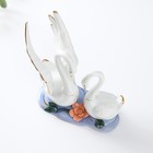 Сувенир керамика "Два лебедя в заводи с лотосом" 13 см - фото 9047263