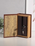 Шкатулка книга-сейф «Мастер и Маргарита», искусственная кожа, 21×13×5 см - Фото 3