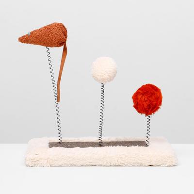 Игрушка для кошек, 27×15.5×25 см, 3 дразнилки и когтеточка, цвет МИКС