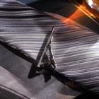 Зажим для галстука стальной «Классический» округлый с эмалью, цвет чёрный в серебре - фото 8278791