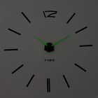 Часы-наклейка, серия: DIY, "Кайро", плавный ход, флуоресцентные стрелки, 120 х 120 см, 1 АА - Фото 3