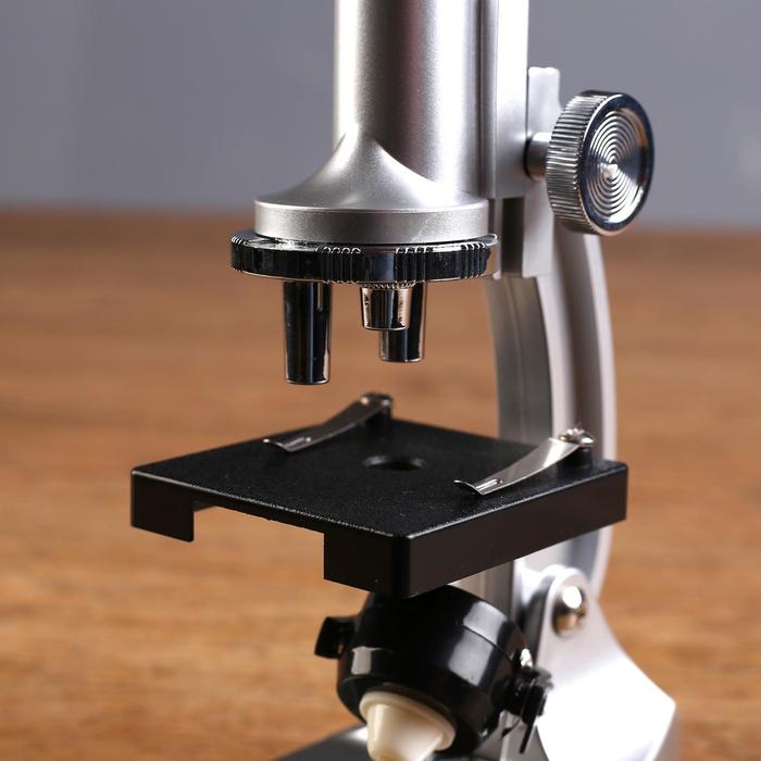Микроскоп, кратность увеличения 450х, 200х, 100х, с подсветкой, 2АА - фото 1906815382