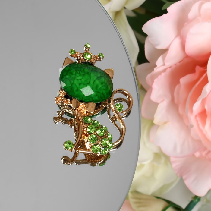 Брошь «Кошечка» в короне, зелёная в золоте - Фото 1