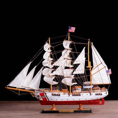 Сувенирная модель корабля «Проводник», 3 мачты, белый борт, чёрная подставка, белые паруса