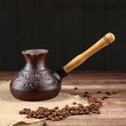 Турка "Резка", декор, красная глина, с деревянной ручкой, 0.7 л - Фото 1