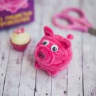 Игрушка из меховых палочек "Пушистик Пигги" - Фото 5