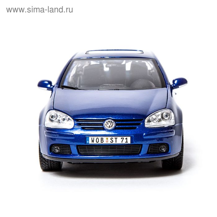 Машинка коллекционная Bburago Volkswagen Golf V, масштаб 1:18, металлическая, цвет МИКС - Фото 1