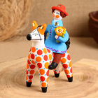 Дымковская игрушка "Всадник с букетом", 16 см - фото 9546251
