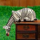 Сувенир «Подглядывающая зебра», 24×17×7 см, дерево - Фото 2