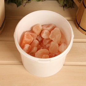 Соль гималайская розовая галька фракция 50-100мм, 2 кг, ведро