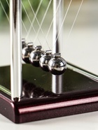 Маятник настольный антистресс «Шары Ньютона. Колыбель техно», квадрат, 9×9×7.5 см - Фото 6