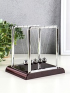 Маятник настольный антистресс «Шары Ньютона. Колыбель техно», квадрат, 13.5×13.5×11 см - Фото 3