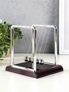 Маятник настольный антистресс «Шары Ньютона. Колыбель техно», квадрат, 13.5×13.5×11 см - Фото 4