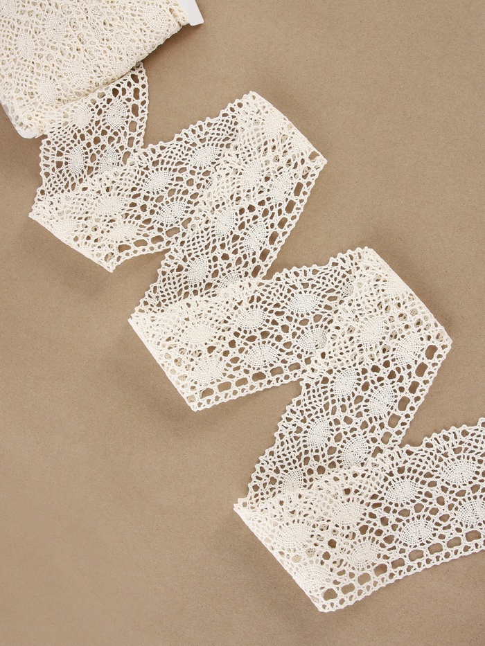 Кружево вязаное, 70 мм, 10±1 м, бежевое