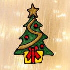 Наклейка на стекло "Подарок под ёлкой" 9х15 см - Фото 1