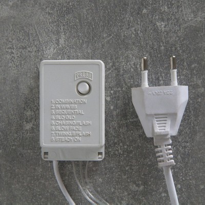 Фигура акрил. "Мишка с елкой" 20х18х29 см, 20 LED, 8 режимов, 220V, БЕЛЫЙ