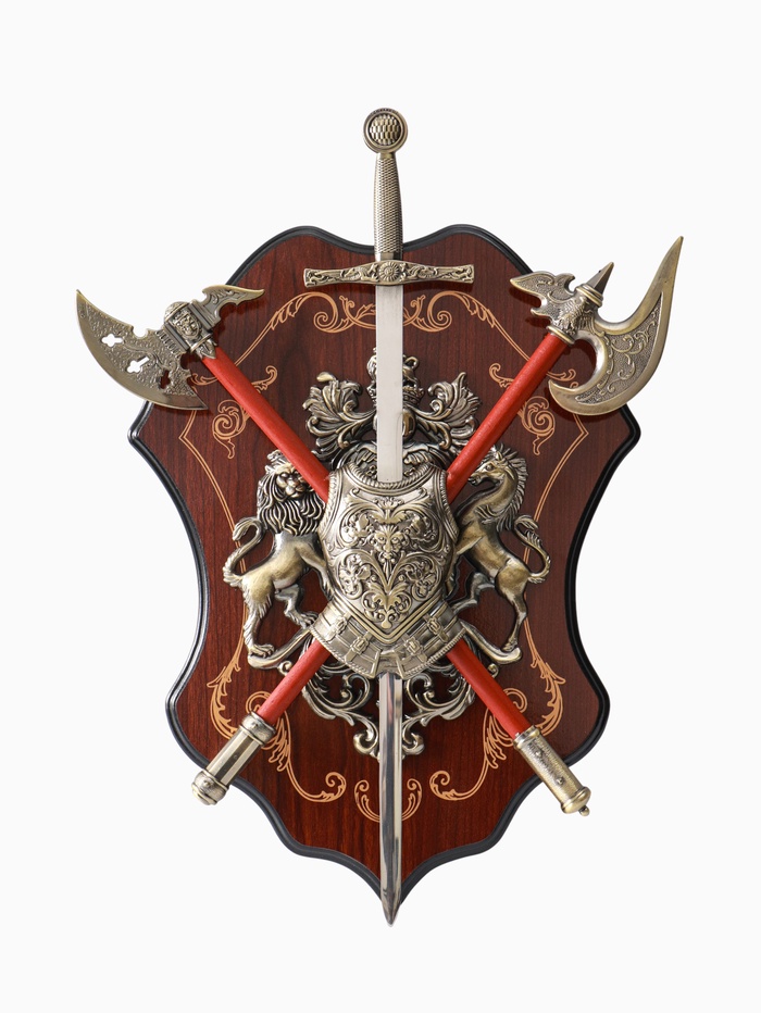 Панно на стену «Геральдика. Конь и лев с доспехами», декор настенный, щит декоративный - Фото 1