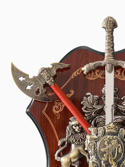 Геральдика "Герб со львом"