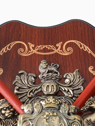 Геральдика "Герб со львом"