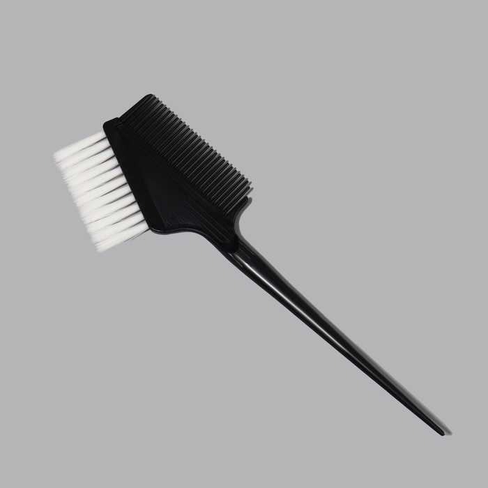 Расчёска - кисть для окрашивания, 20,5 × 7 см, цвет чёрный - фото 1898021724