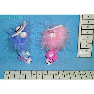Полистоун корова пушок 8*3,2см, 2 цвета (4 шт) (бокс 576 шт)