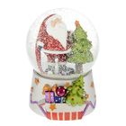 Сувенир полистоун водяной шар музыкальный "Дед Мороз в длинном колпаке у елки" 14х10х10 см - Фото 1