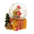 Сувенир полистоун водяной шар "Дед Мороз с подарками" 6х4,7х4,5 см - Фото 3