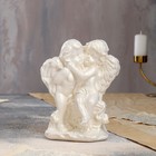 Статуэтка "Ангелы пара на камне", перламутровая, 20 см - Фото 1